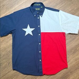 Men's Colorblock Shirt with Texas Lone Star Design
